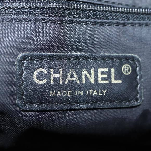 CHANEL New Travel Line Tote Bag Nylon Black CC Auth ep4067 - Picture 14 of 16